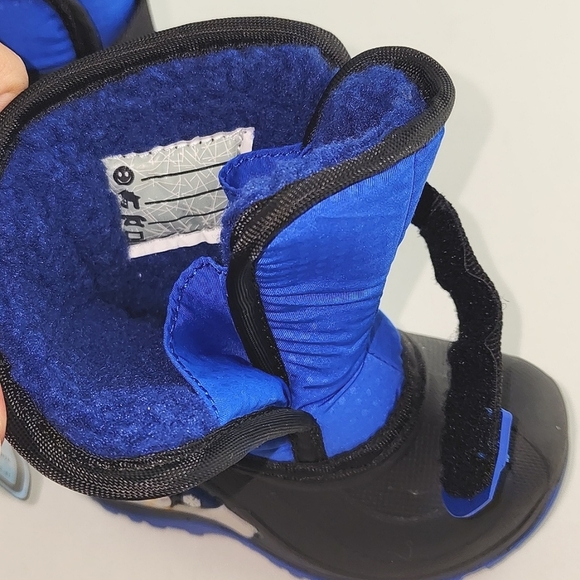 Icicles Blue Polar Penguin Youth Snow Waterproof Fleece Boots Lights Up Size 6 - Picture 8 of 14